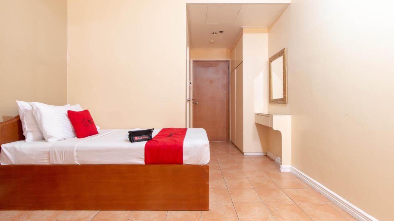 Reddoorz @ Downtown Tacloban Hotel Kültér fotó